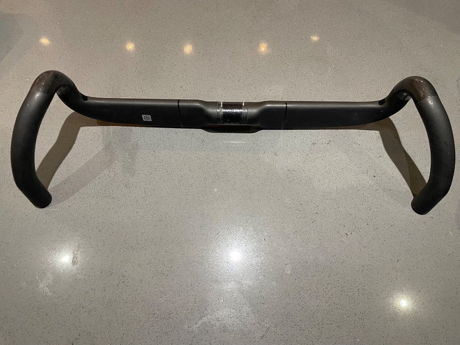 *3T Aeroghiaia Integrale Carbon Handlebar 420mm