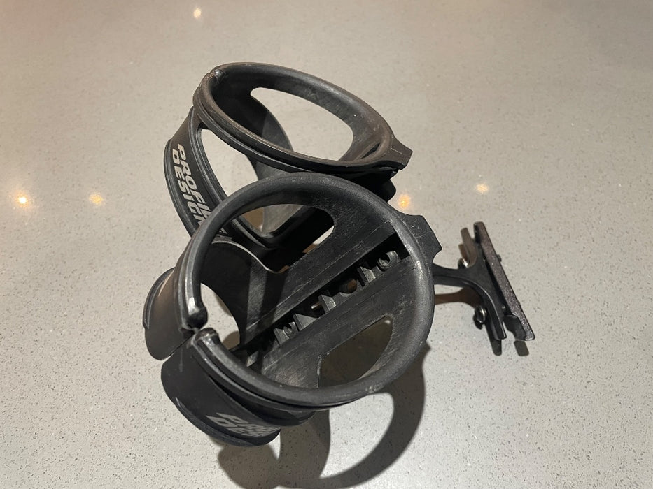 *Profile Rear Drinking System Black