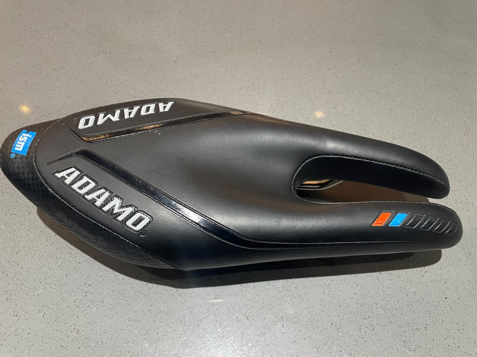 *ISM Adamo (PN1.0) Tri Saddle Black 130mm