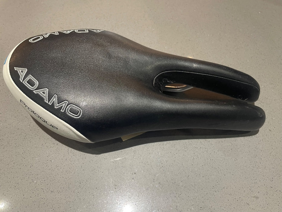 *ISM Adamo Prologue Black/White 133mm