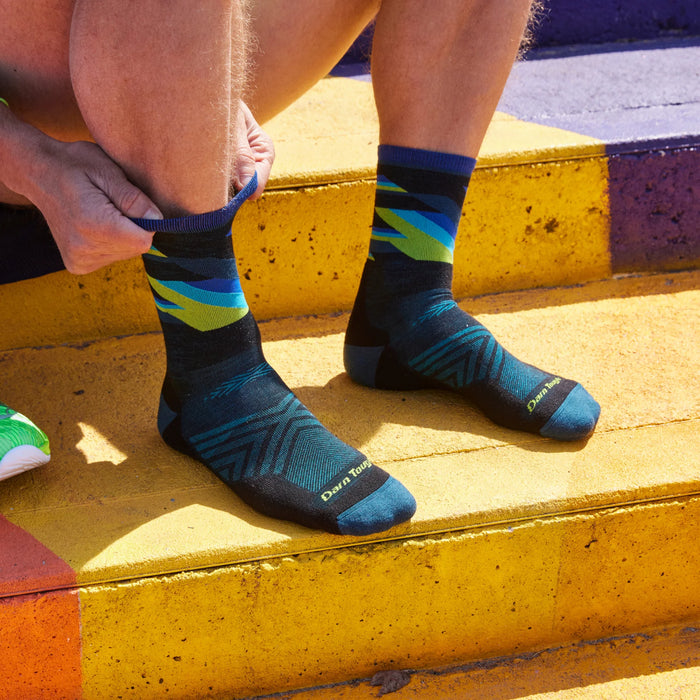 Darn Tough Men's Socks - Bolt Micro Crew Ultra-Lightweight