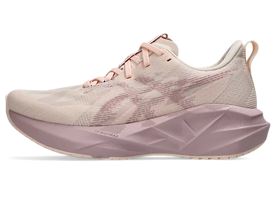 ASICS Women's Novablast 5