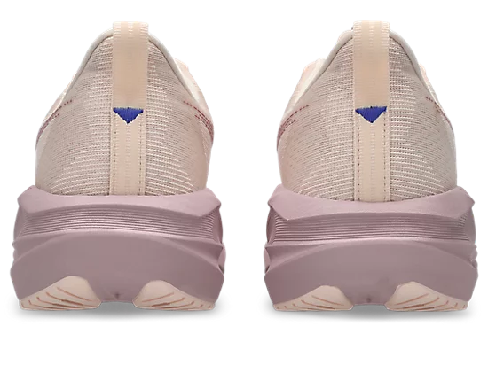 ASICS Women's Novablast 5