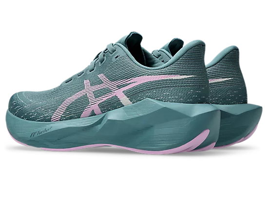 ASICS Women's Novablast 6