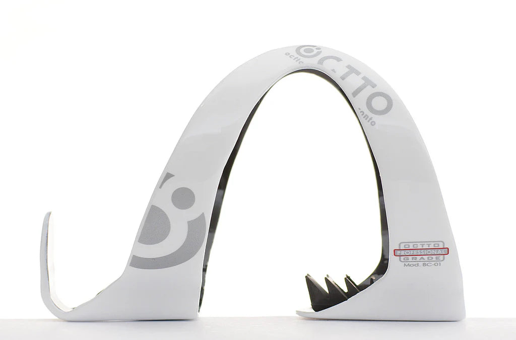 Octto Professional Carbon Bottle Cage