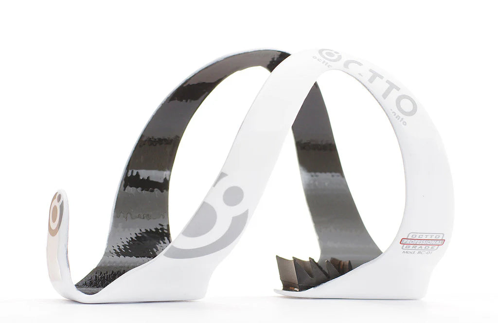 Octto Professional Carbon Bottle Cage