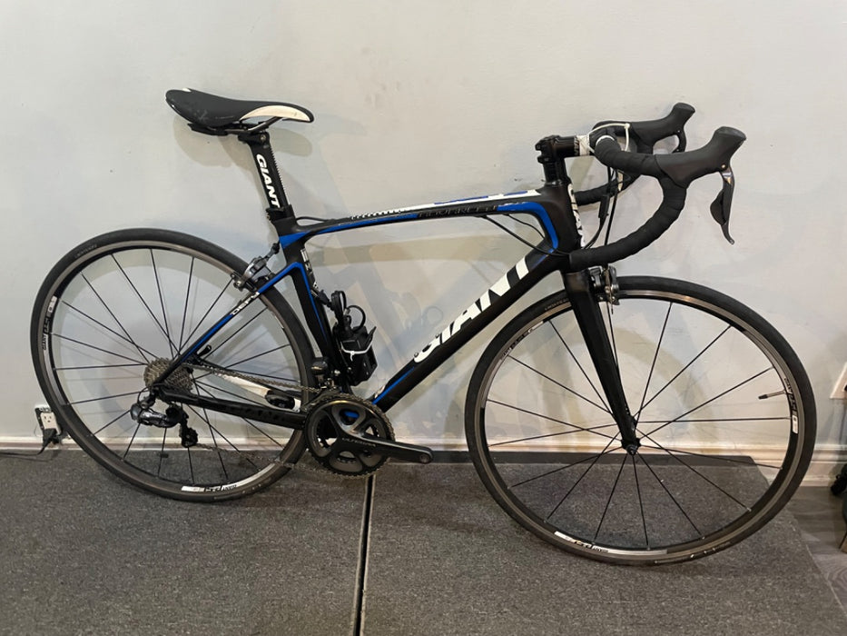 Giant Defy Ultegra 6870 11sp Di2 Road Bike  56cm