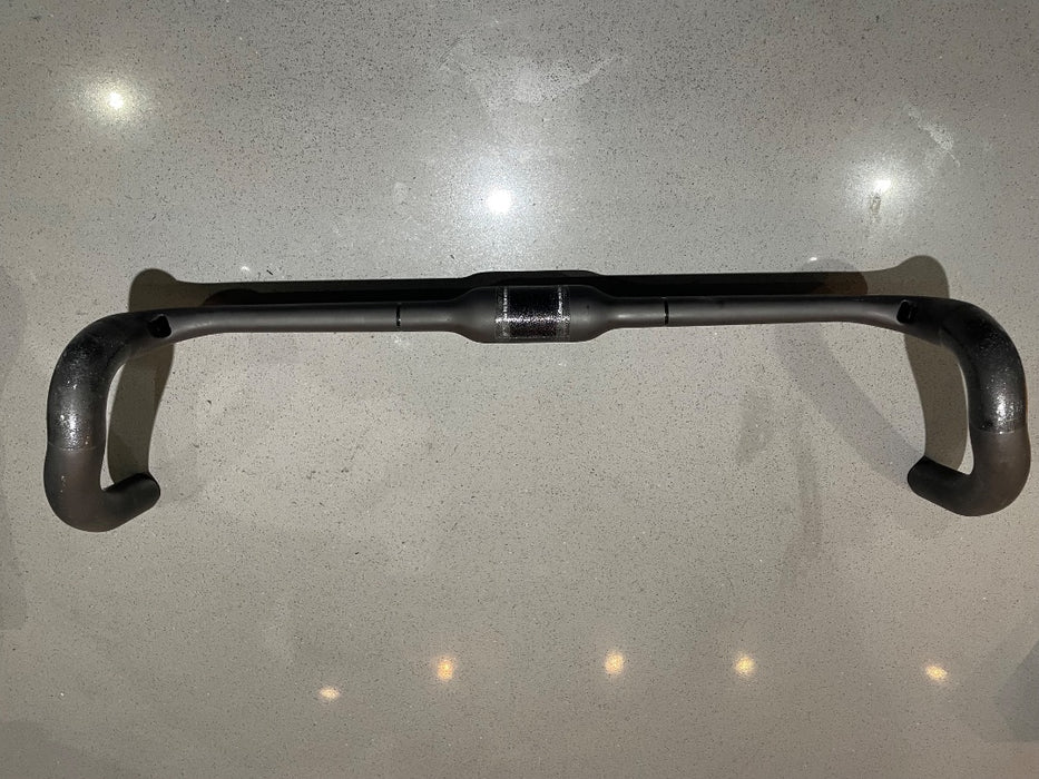 *3T Aeroghiaia Integrale Carbon Handlebar  420mm