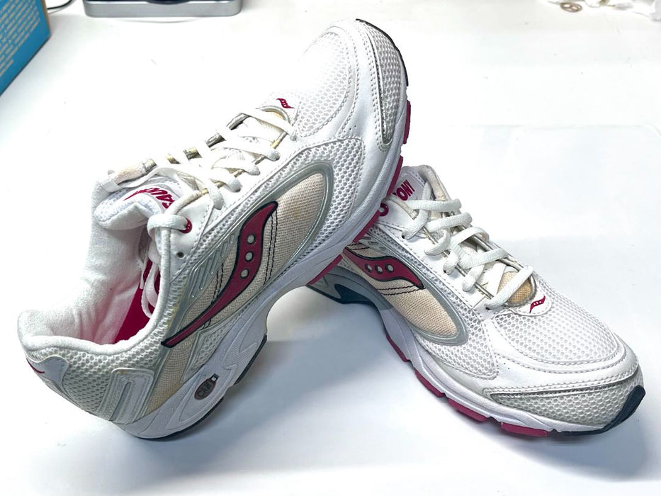 *Saucony Grid Fastwitch Endurance Women's Running Shoe White/Silver/Red size 11