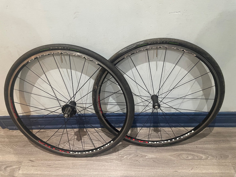 700Cホイール Campagnolo　NEUTRON ULTRA　カンパフリー Campagnolo Neutron Ultra 11sp Alloy Rim Brake Wheelset 700c