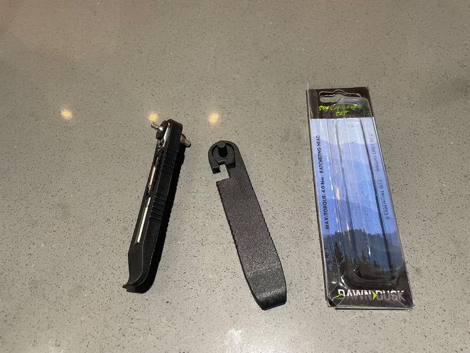 *Dawn to Dusk Socket Lever Tire Lever/Multi Tool