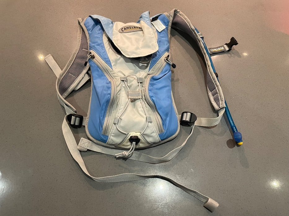 *Camelbak Hydration Vest Light Blue 2 Litres