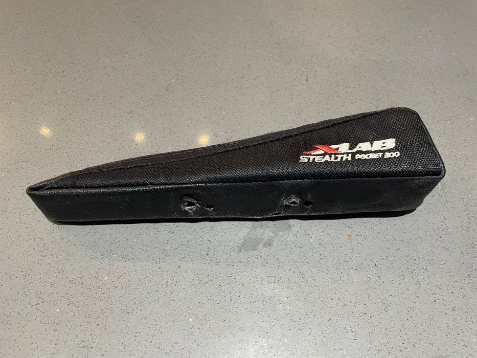 *Xlab Stealth Pocket 300 Top Tube Bag Black