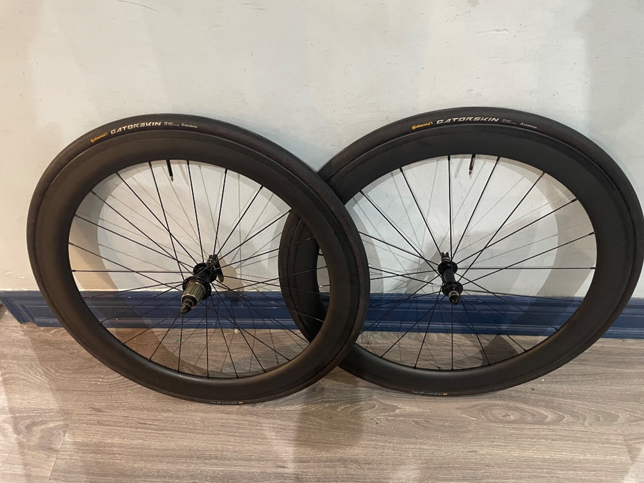 *Generic Carbon 700C Tubular Wheelset  50mn