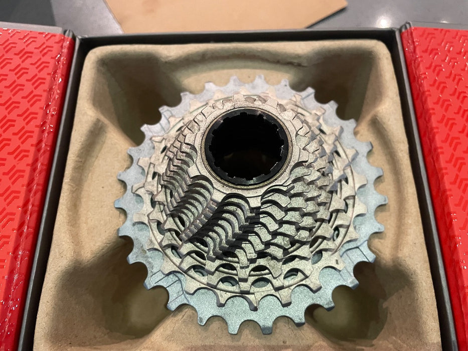 *Sram Red 12sp AXS Groupset  172.5 48/35 11-25