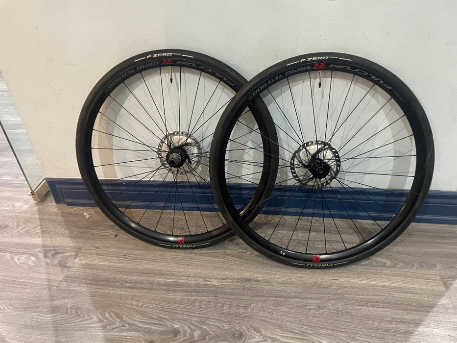 *Fulcrum Rapid Red 900 Alloy Disc Brake Wheelset  700c
