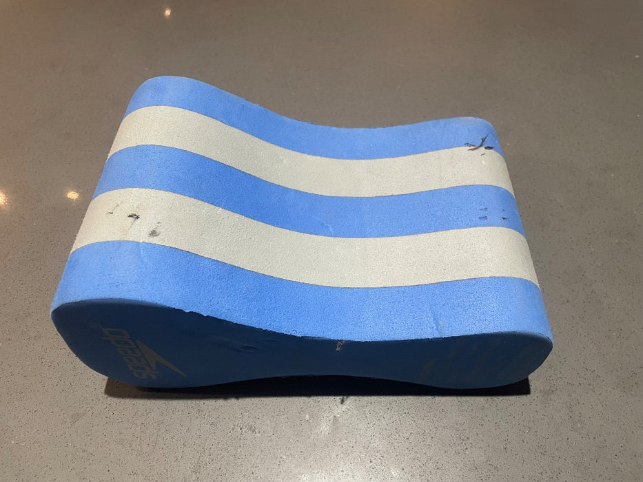 *Speedo Pull Buoy