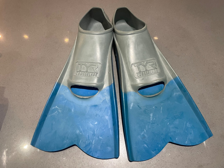 *TYR Crossblade Swim Fins Blue 44-45