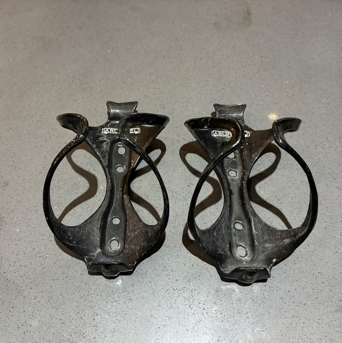 *Arundel Mandible Carbon Waterbottle Cages (PR) Gloss