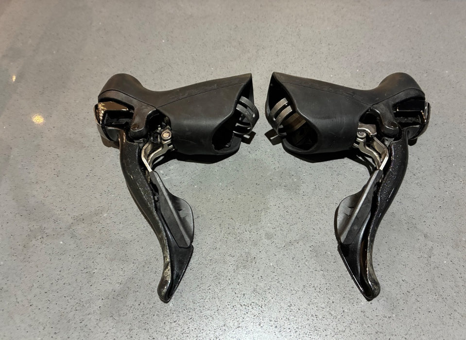 *Shimano Dura Ace 7900 10sp STI Shifters