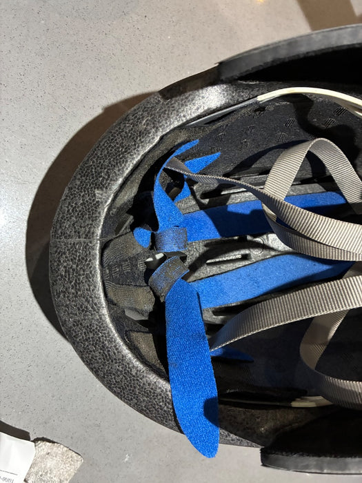 *Giro Advantage Tri Helmet Silver Large