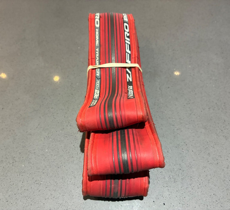 *Vittoria Vittoria Zaffiro Trainer Tire Red 700c