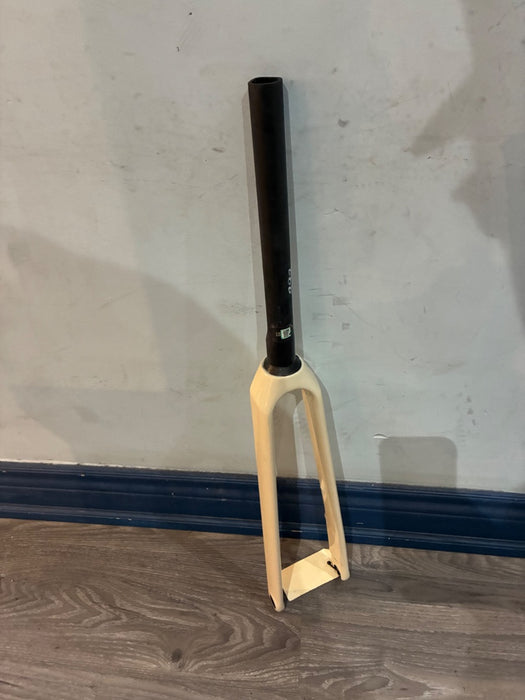*Canyon Endurace CF Fork Tan 700c x 292mm 1 1/4" - 1 1/8"