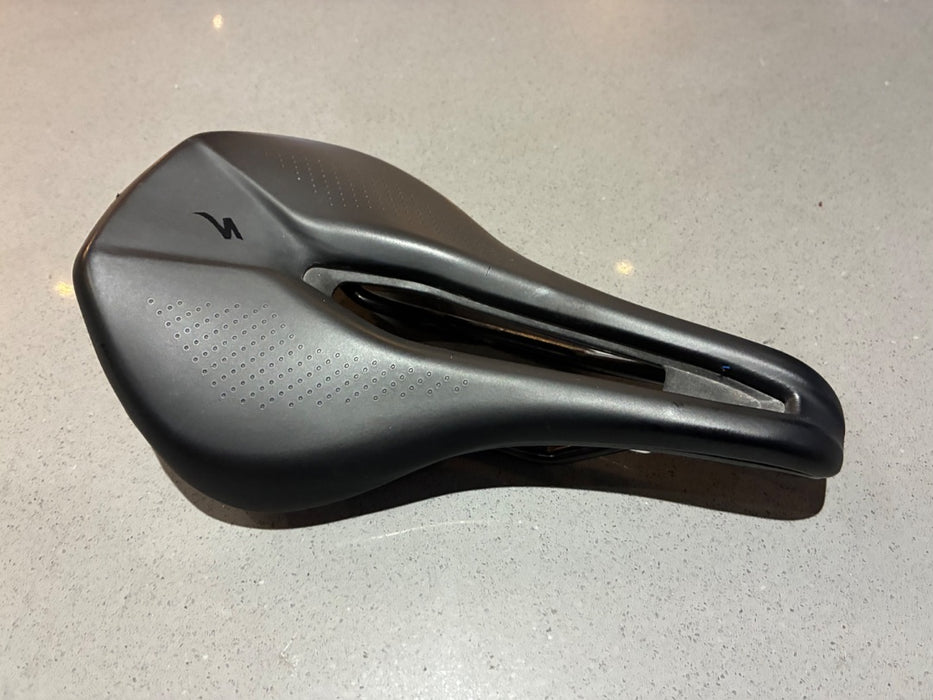 *Specialized Power Elite Black 143mm