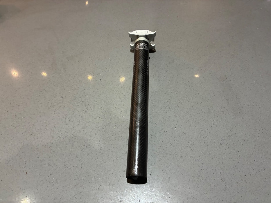 *UFO Alien Carbon Seatpost Black 27.2