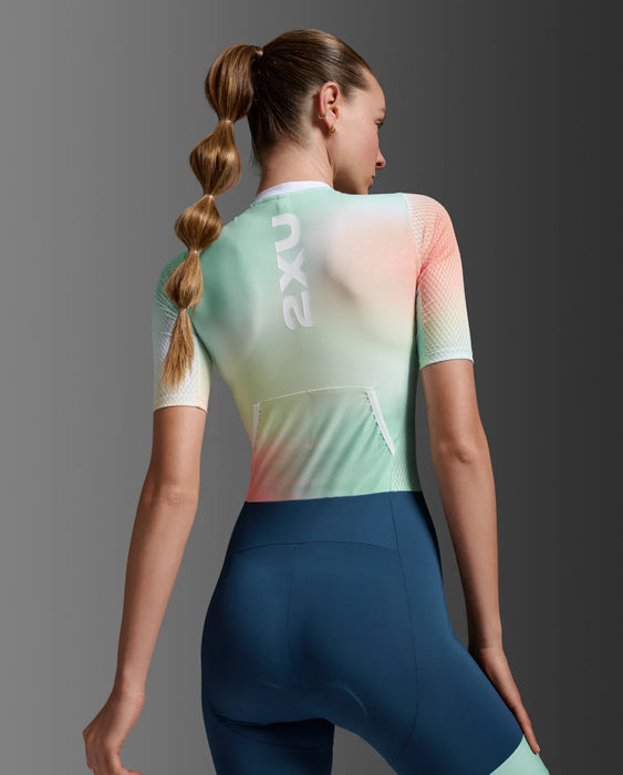 2XU Women's Aero Hex Sleeved Trisuit