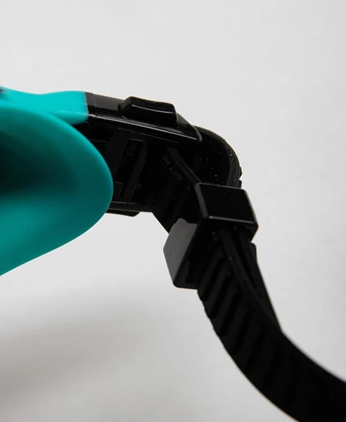 Arena Cobra Tri Swipe Mirror Goggle