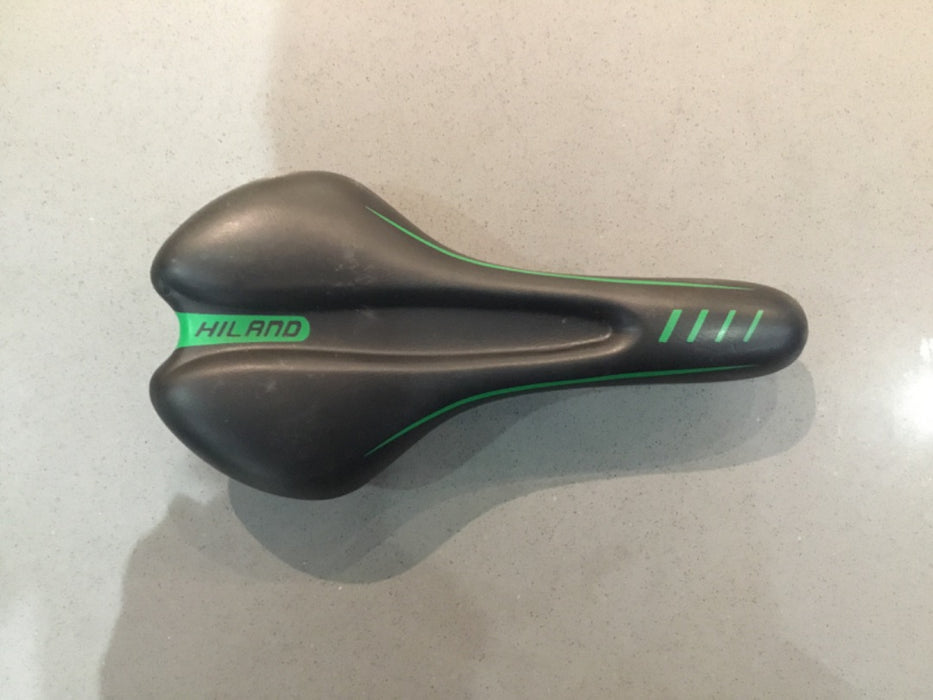 Hiland Road Bike Saddle Black