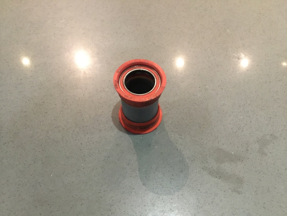 FSA Pressfit 30 Bottom Bracket Red