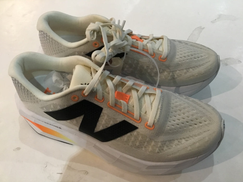*New Balance Supercomp Trainer v4 Men's Running Shoe