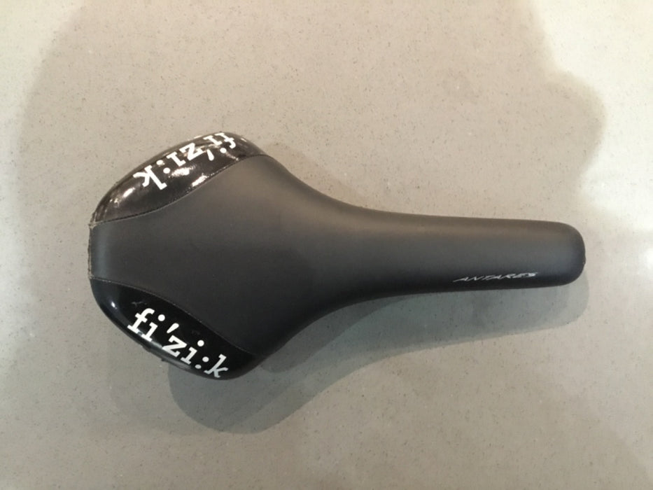 Fizik Antares Saddle Black 143mm