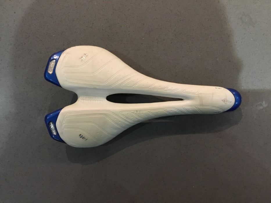 Specialized Toupe Gel Saddle Blu/Wht 143mm