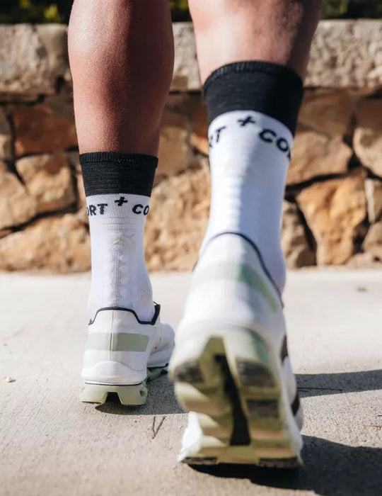 Compressport Mid Compression Socks V2
